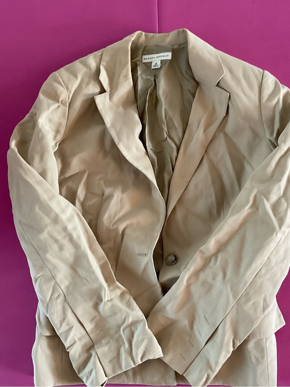 Banana Republic Women's Beige/Tan Single-Button Blazer
